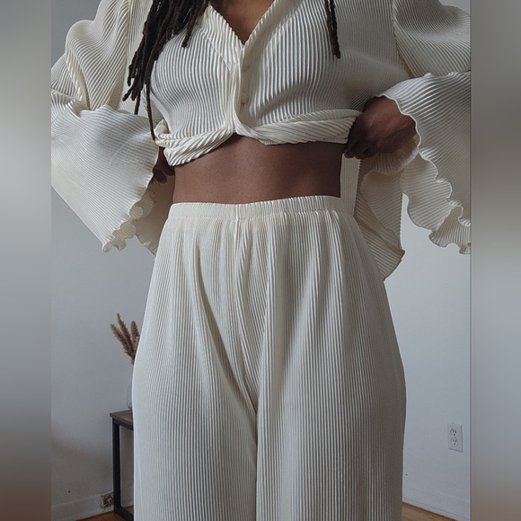 Beautiful Bohemian Set - Picture 3 of 5